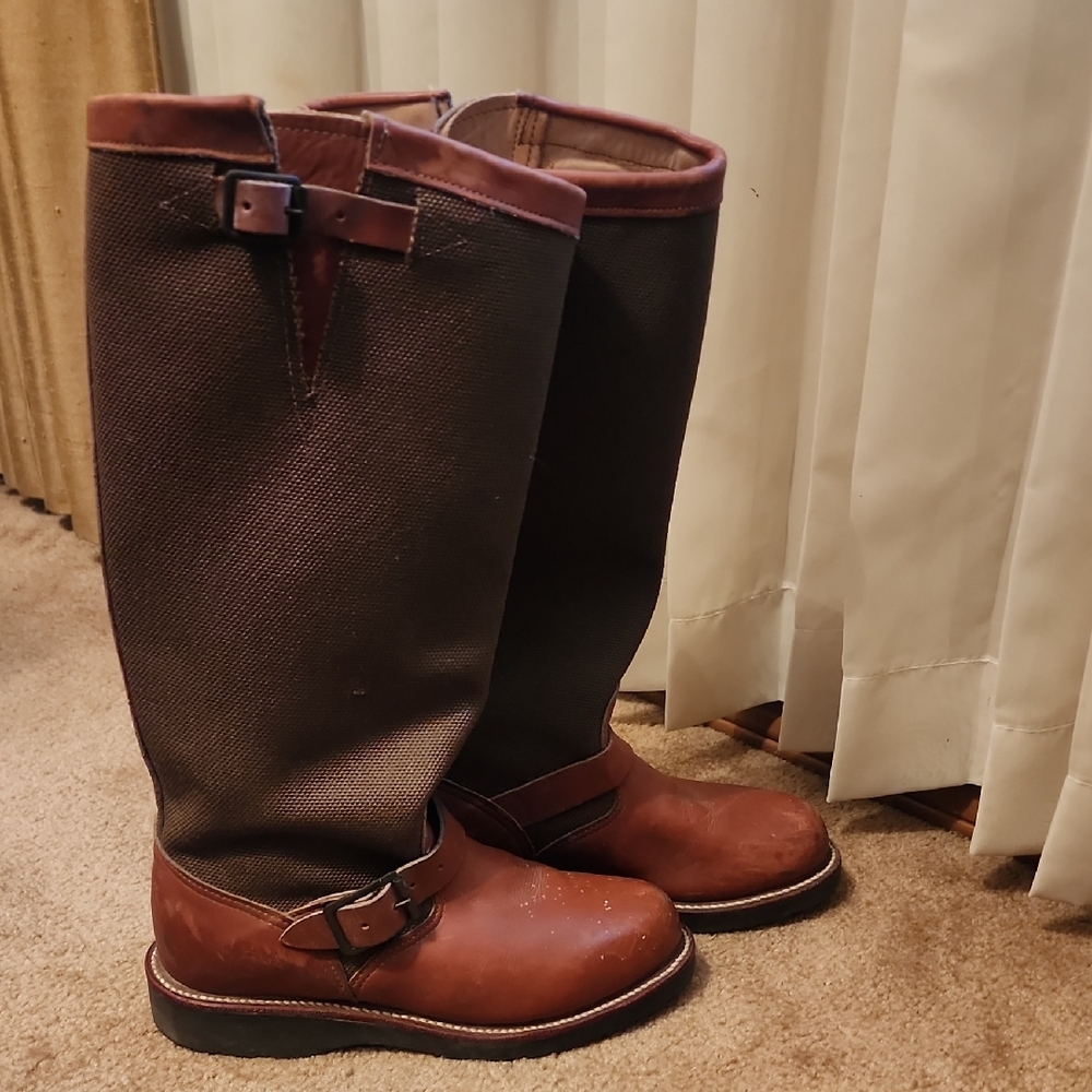 Chppewa Sunjo Snake Boots